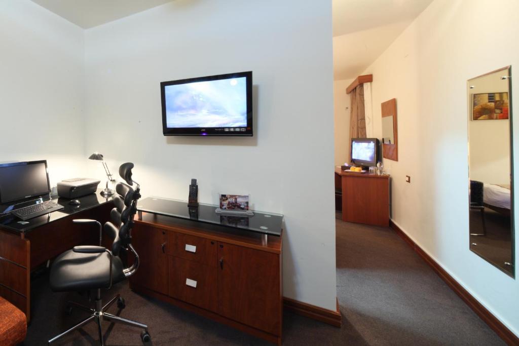 Plasma Hotel Tripoli Phòng bức ảnh