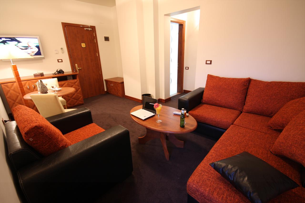 Plasma Hotel Tripoli Ngoại thất bức ảnh
